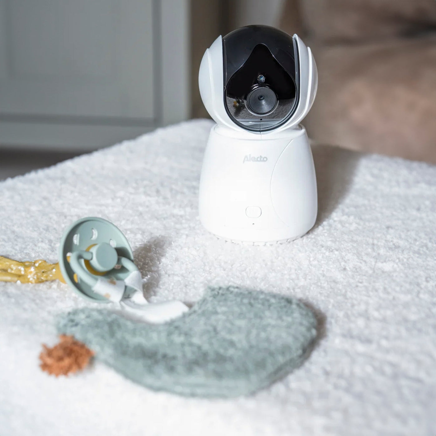 Alecto DVM-275 - Video baby monitor with 5" colour display, white