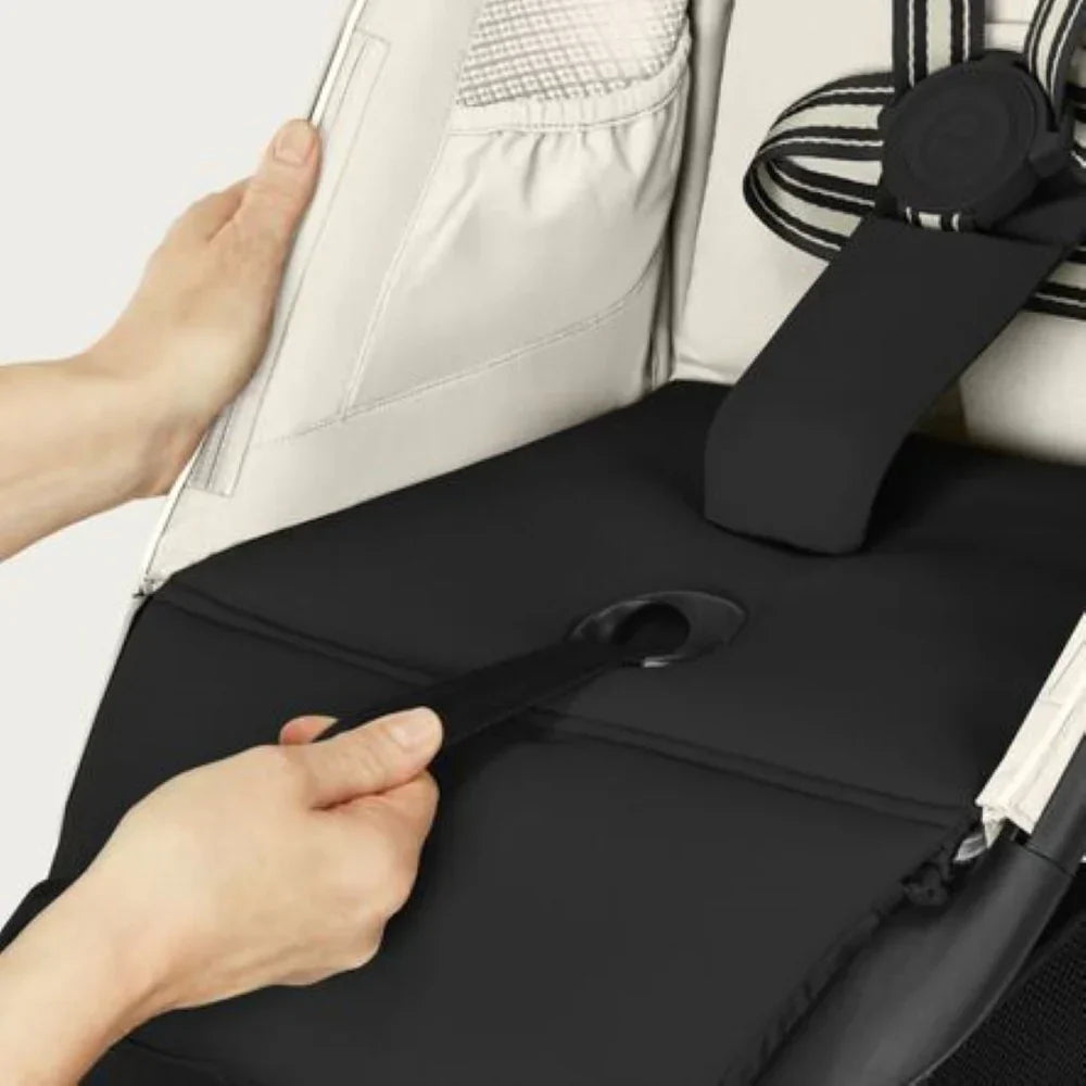 Cybex Avi Spin Stroller