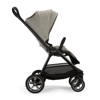 Nuna TRIV™ next BMW stroller – Graphene
