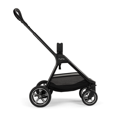 Nuna TRIV™ next BMW stroller – Graphene