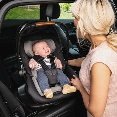 Nuna ARRA™ next infant car seat – Caviar Chocolate